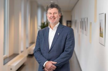 Bert Kleinlugtenbeld, voorzitter Raad van Bestuur Nij Smellinghe en bestuurder NijZ: