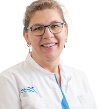 Mevr. MPA. F. Peters 