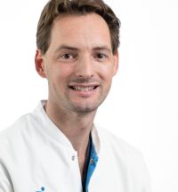 Dhr. M.W. van Hasselt 